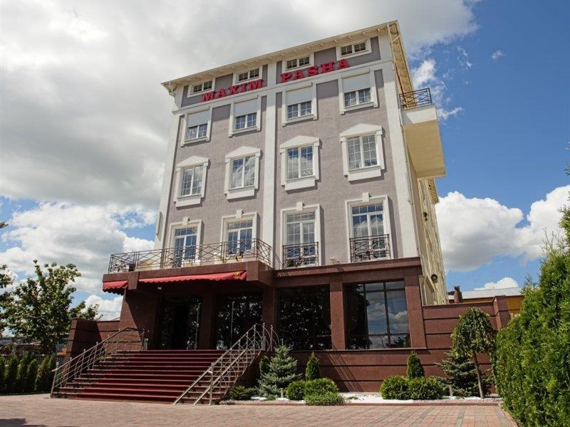 Maxim Pasha Hotel Chisinau Ngoại thất bức ảnh